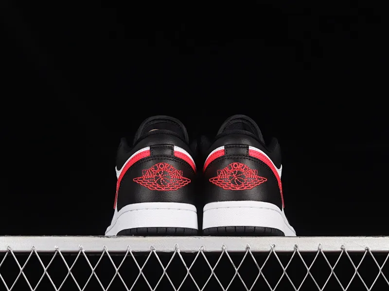 All categories Air Jordan Jordan series basketball shoes Air Jordan 1 Low G version pure original Air Jordan 1 Low "Siren Red" AJ1 Joe 1 black and white red low-top cultural basketball shoes DC0774-004